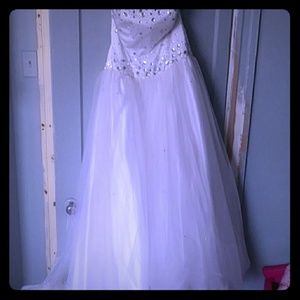 Wedding/prom dress